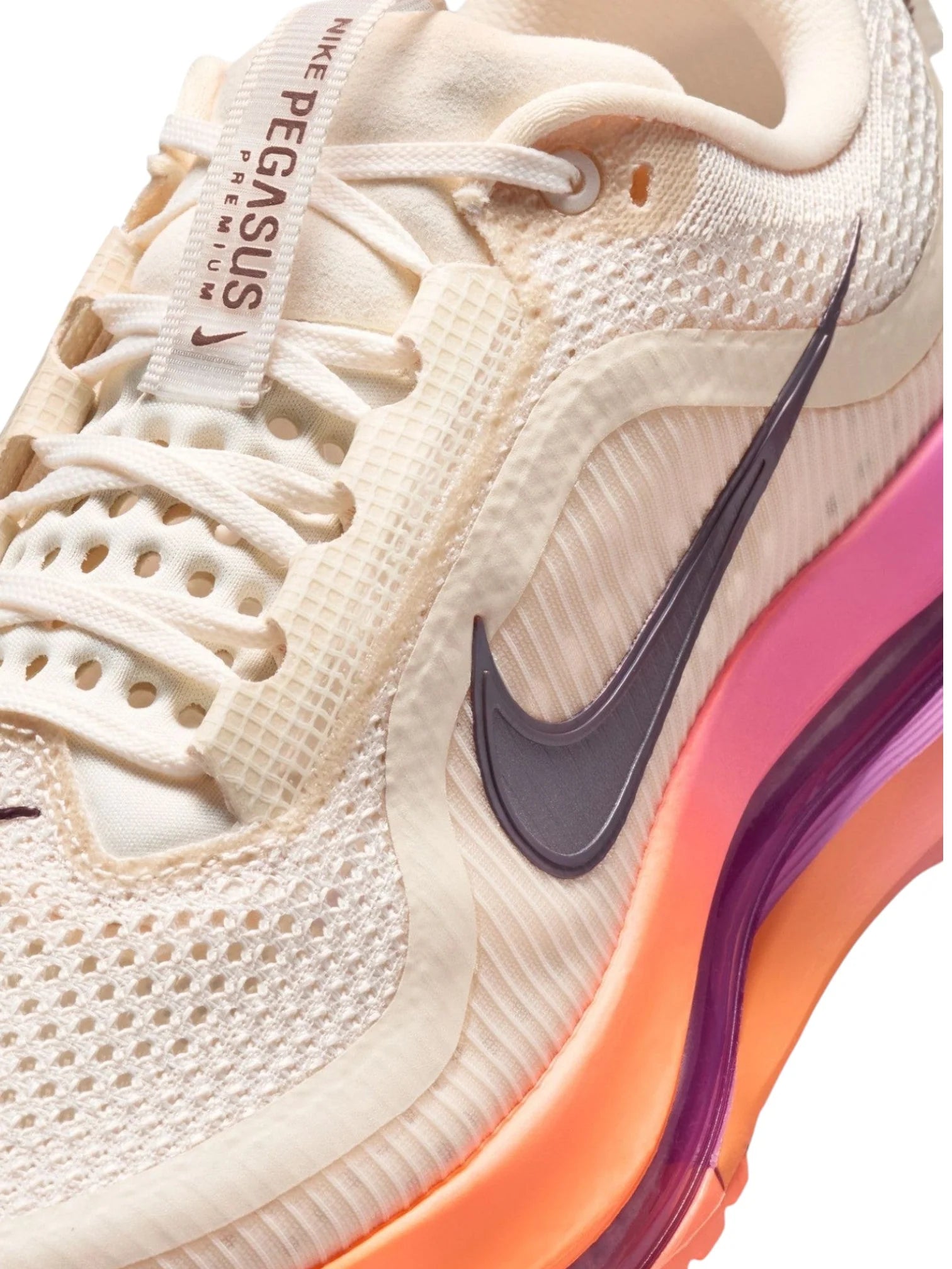 Nike Pegasus Premium Womens Shoes