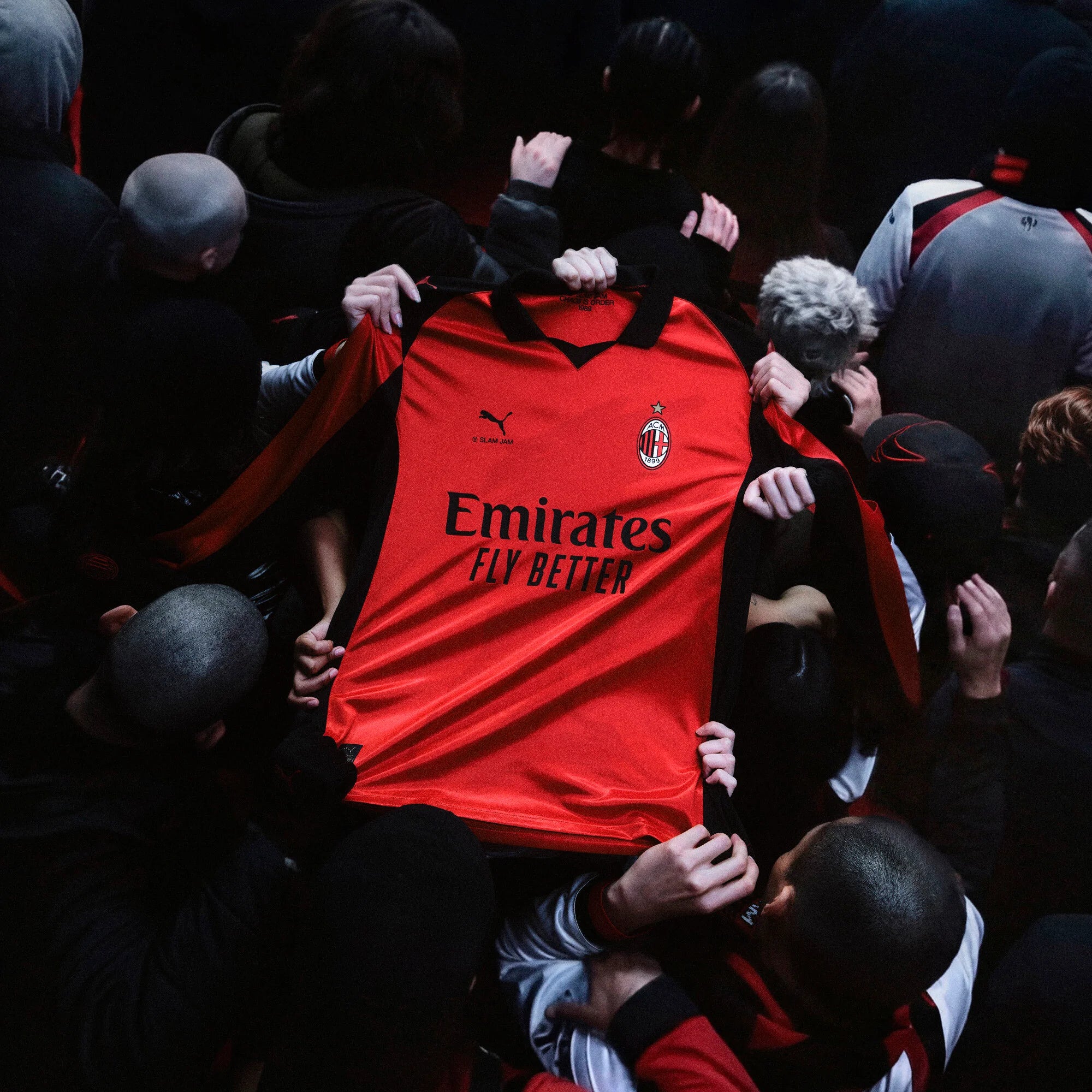 PUMA AC Milan x Slam Jam Limited Edition Long Sleeve Mens Soccer Jersey 26 27 Red