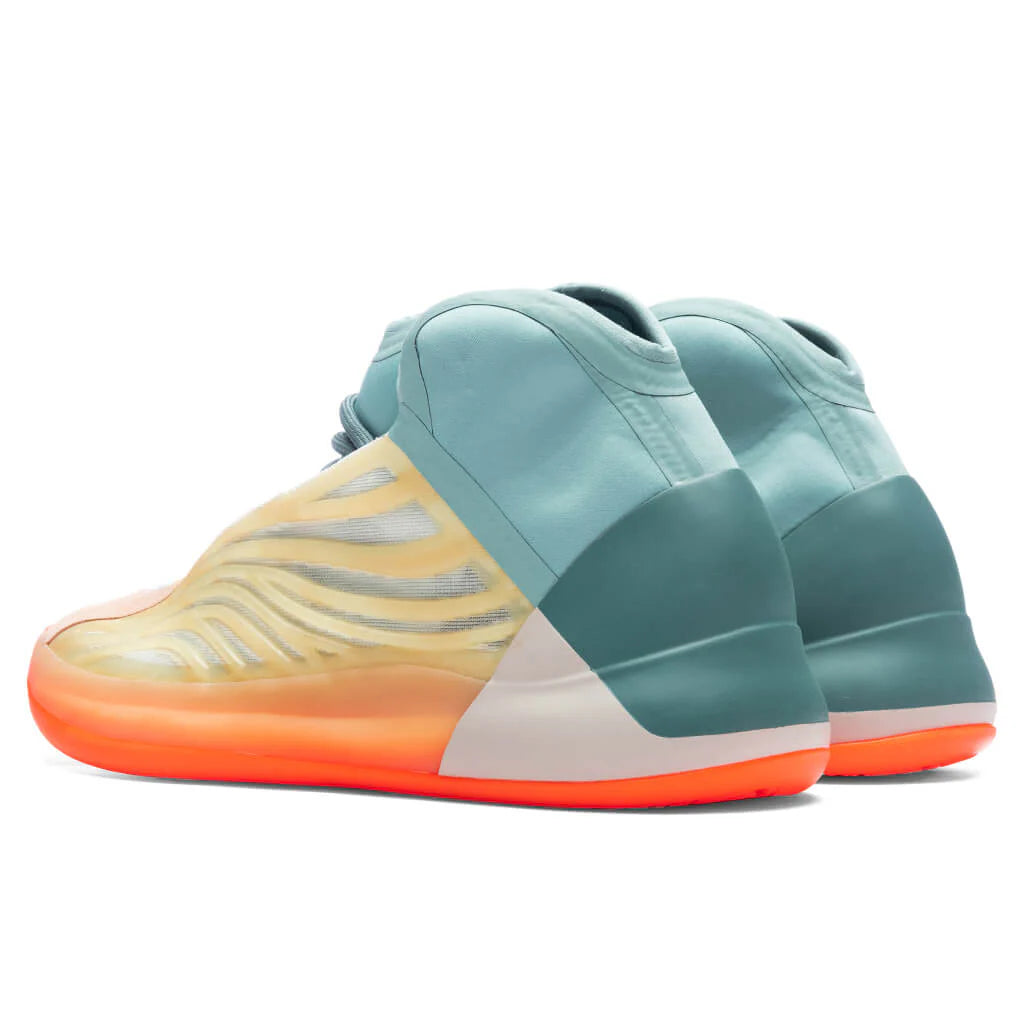 Yeezy Quantum Hi Res Coral