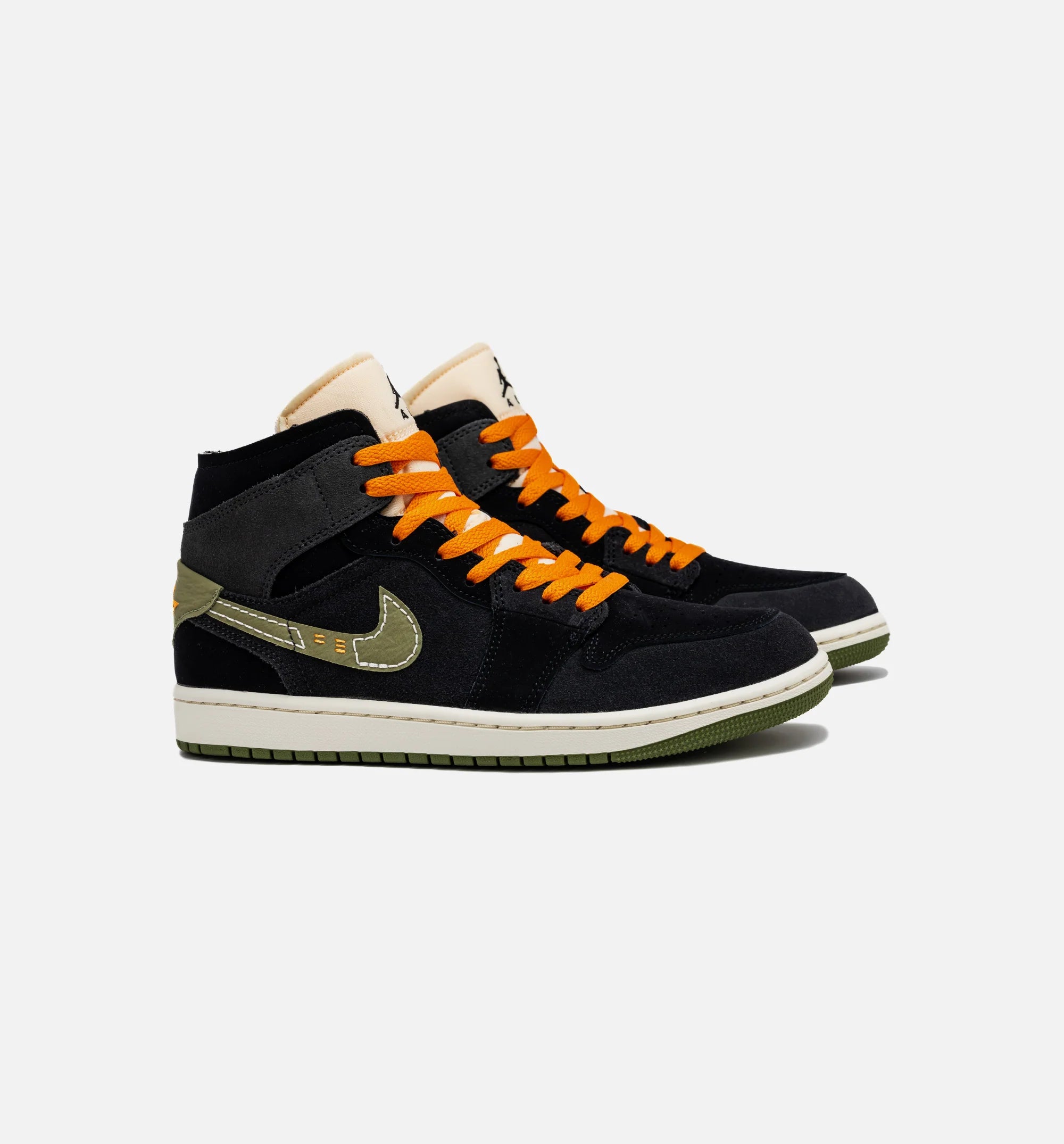 Air Jordan 1 Mid SE Craft Halloween Mens Lifestyle Shoe Grey