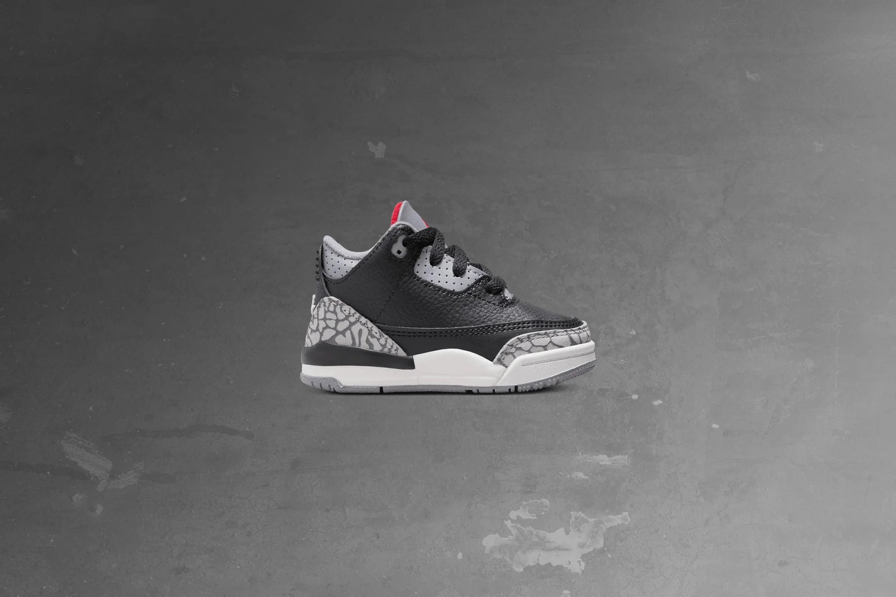 Air Jordan 3 Retro TD Black Cement Black Fire Red Cement Grey Summit White