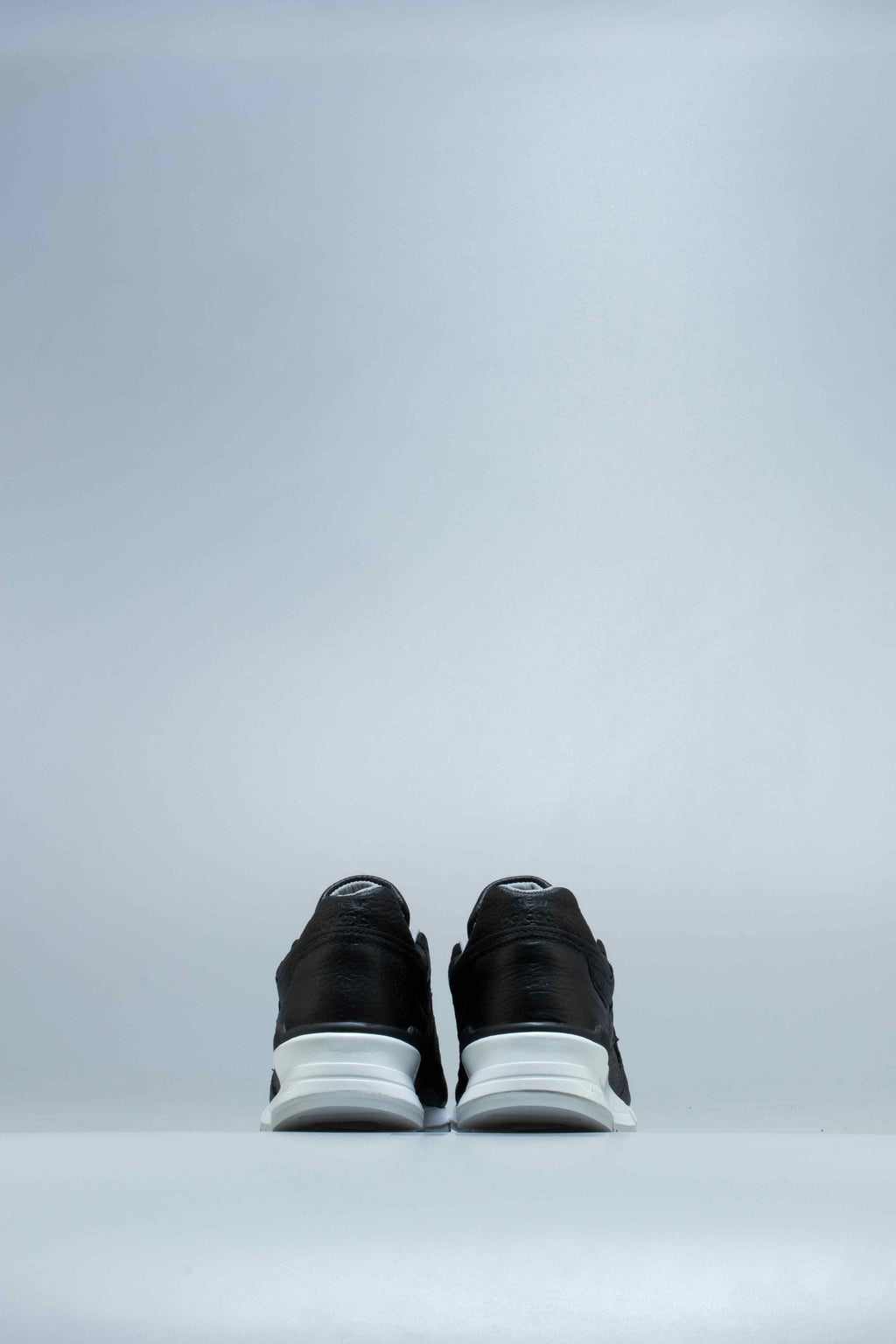 997 Made In US Mens Shoes Black Grey