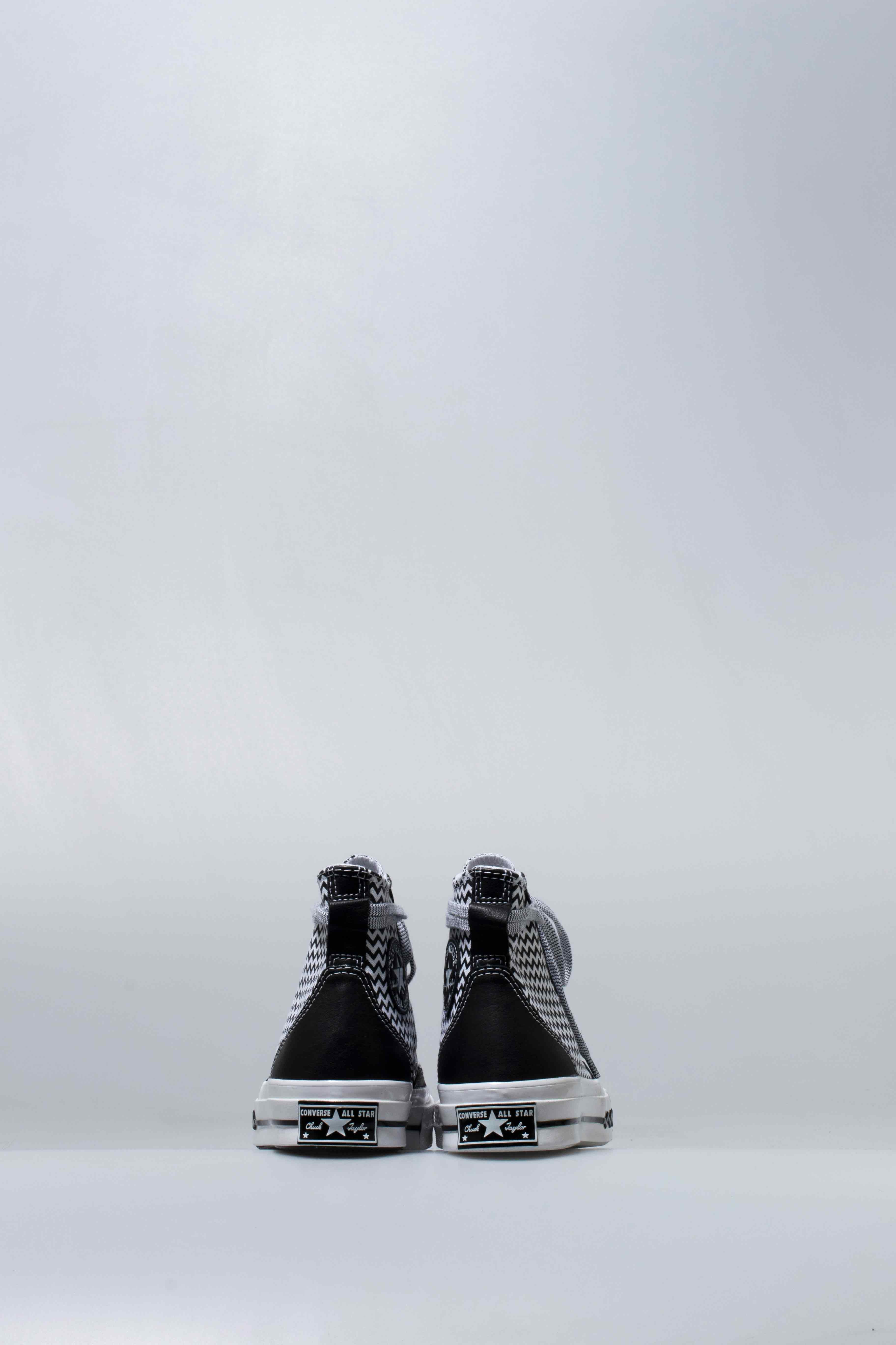 Chuck 70 Mission High Top Womens Lifestyle Shoe Black White
