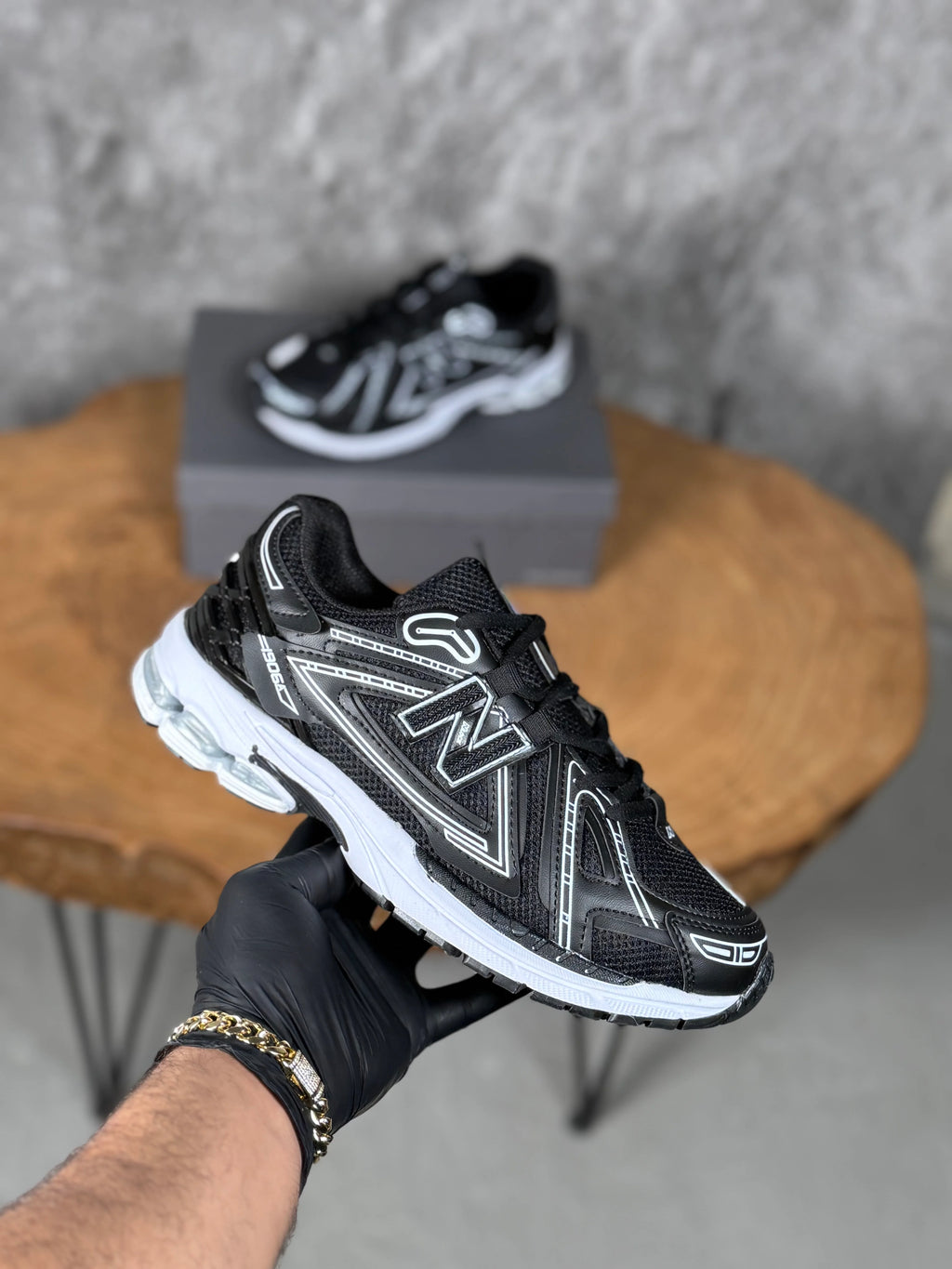 NEW BALANCE 1906