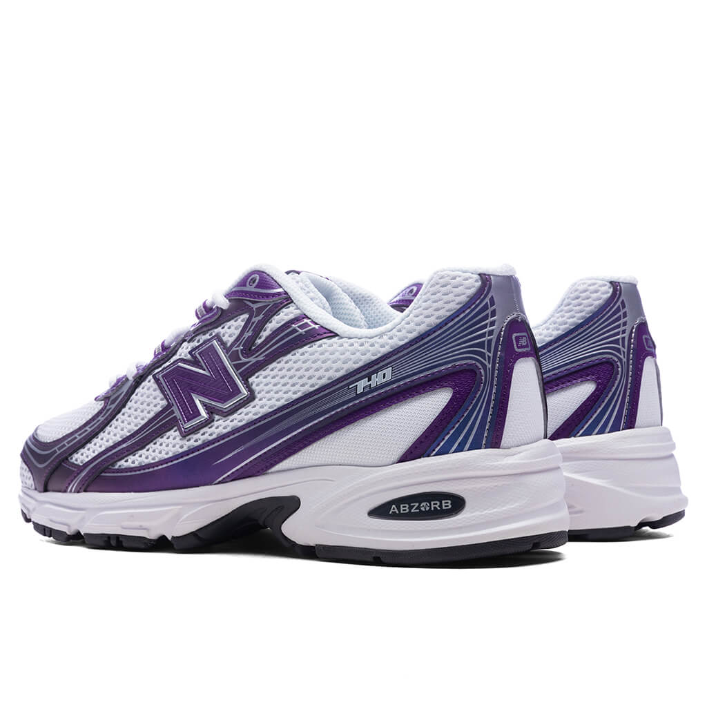 740 Concord Grape White Phantom