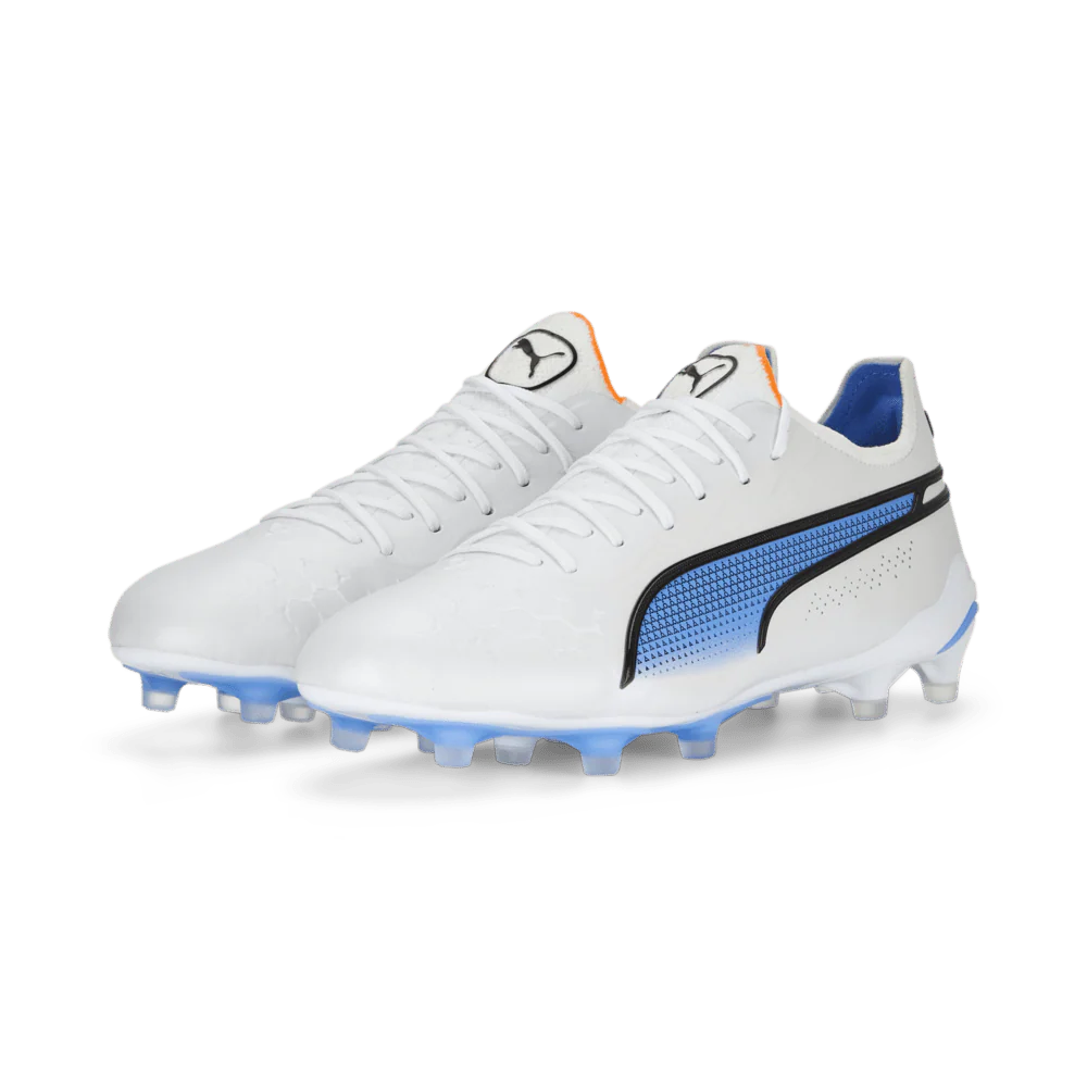 PUMA King Ultimate FG AG Football Cleats