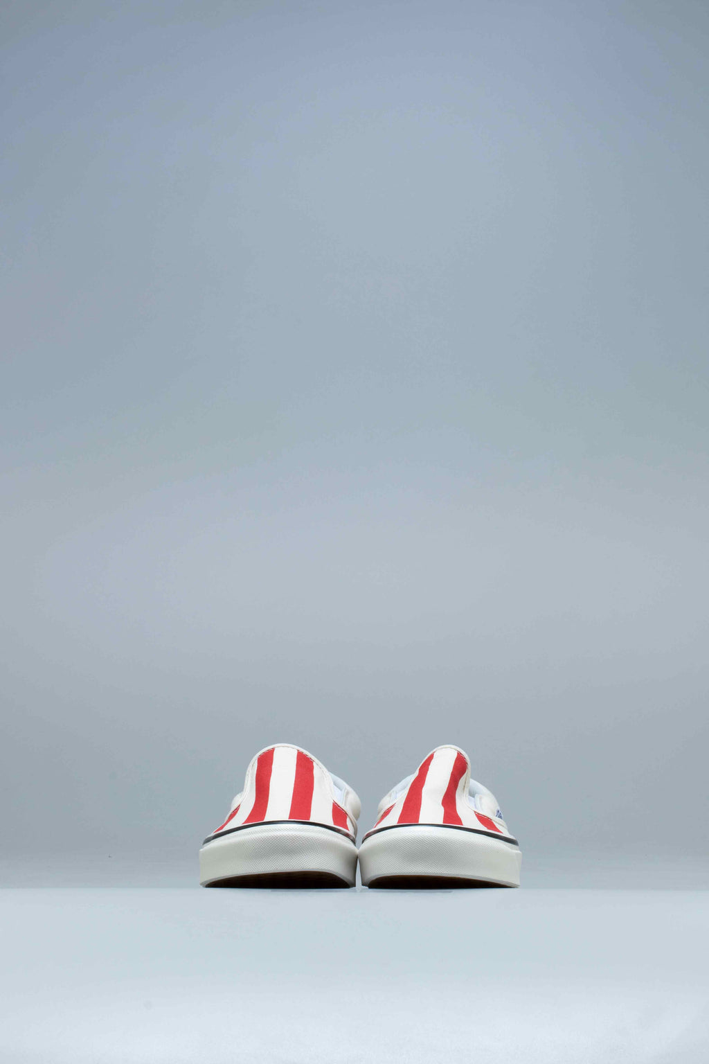 Anaheim Factory Classic Slip On 98 DX Mens Shoes OG White OG Red Big Stripes