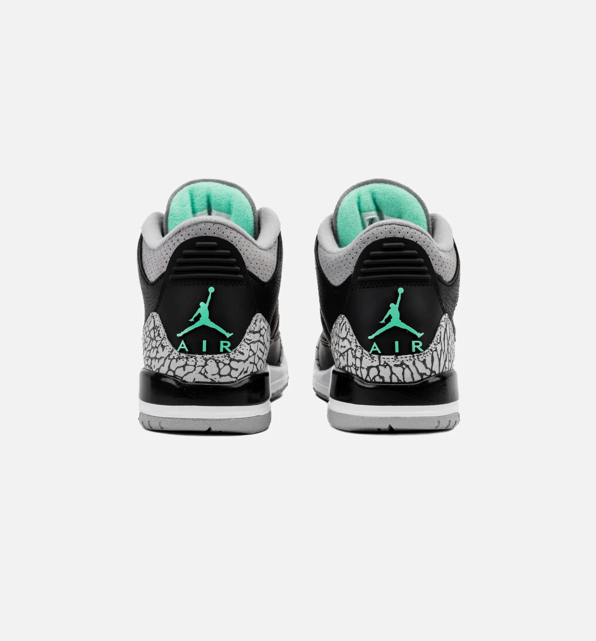 Air Jordan 3 Retro Green Glow Grade School Lifestyle Shoe Black Green Glow Wolf Grey White