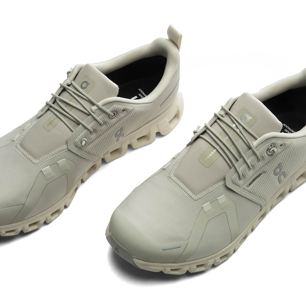 Cloud 6 Waterproof Pelican Ghost