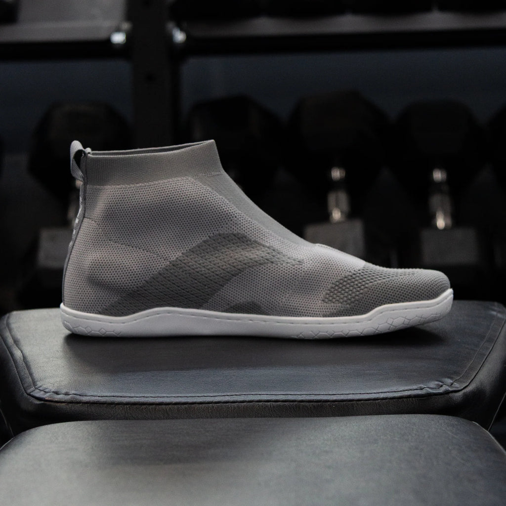 THE OTISHI 20 Moonstone Gray AMARU LOGO