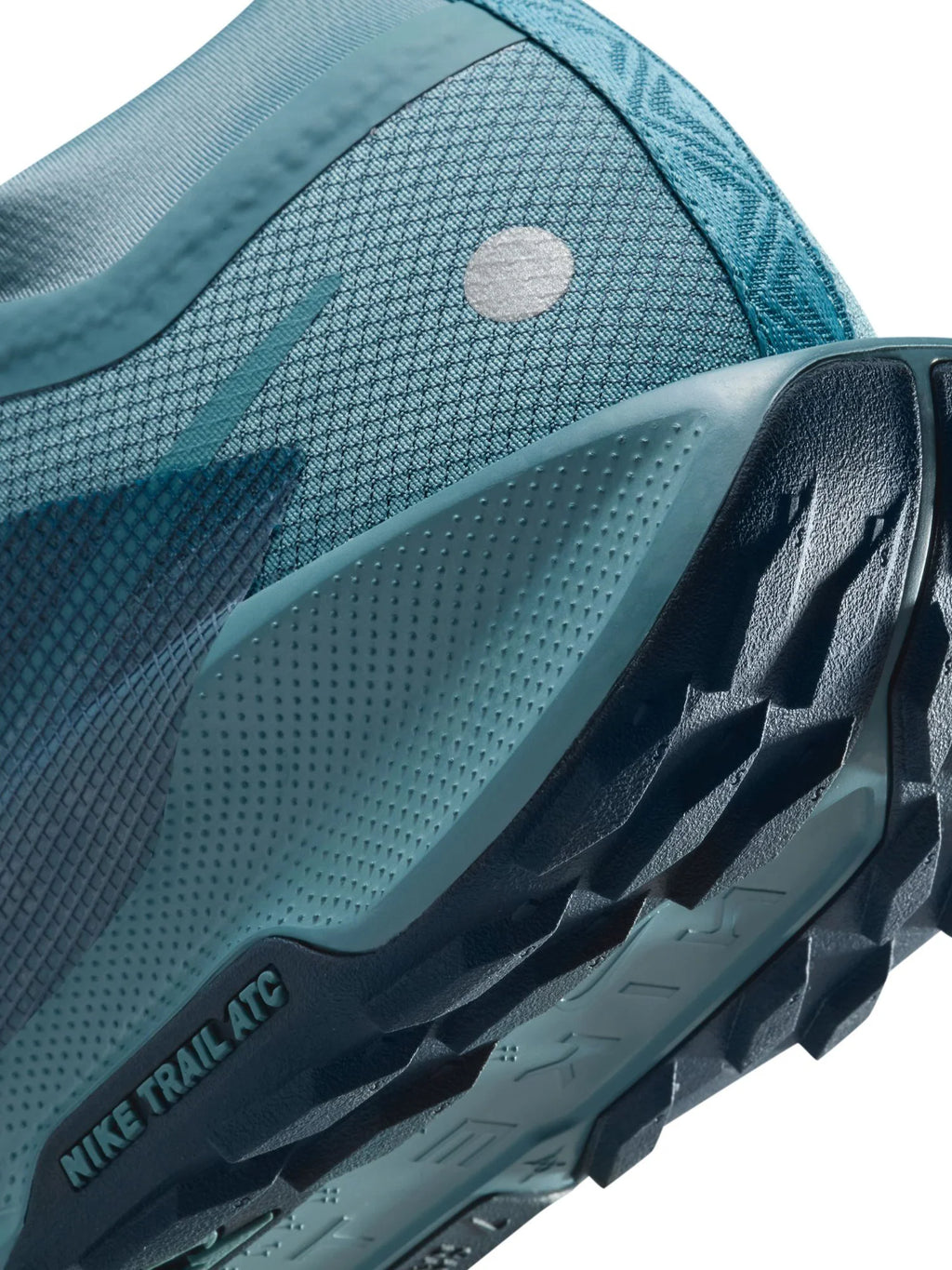 Nike Pegasus Trail 5 GORE TEX Mens Shoes