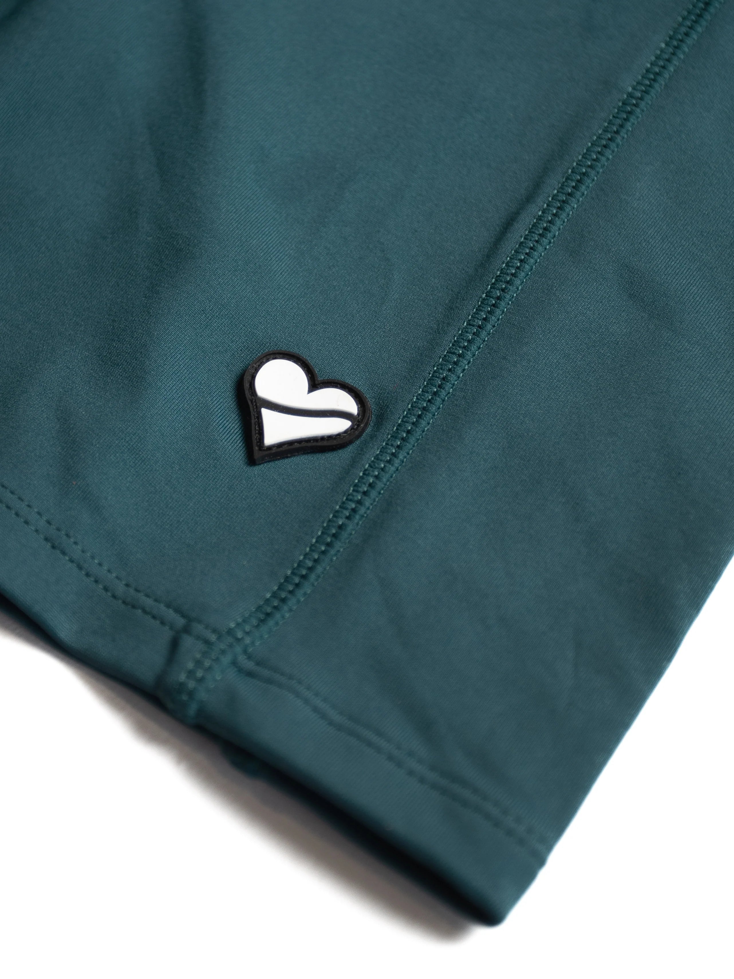 Heartbreak Womens Triple Pocket 5 Running Shorts