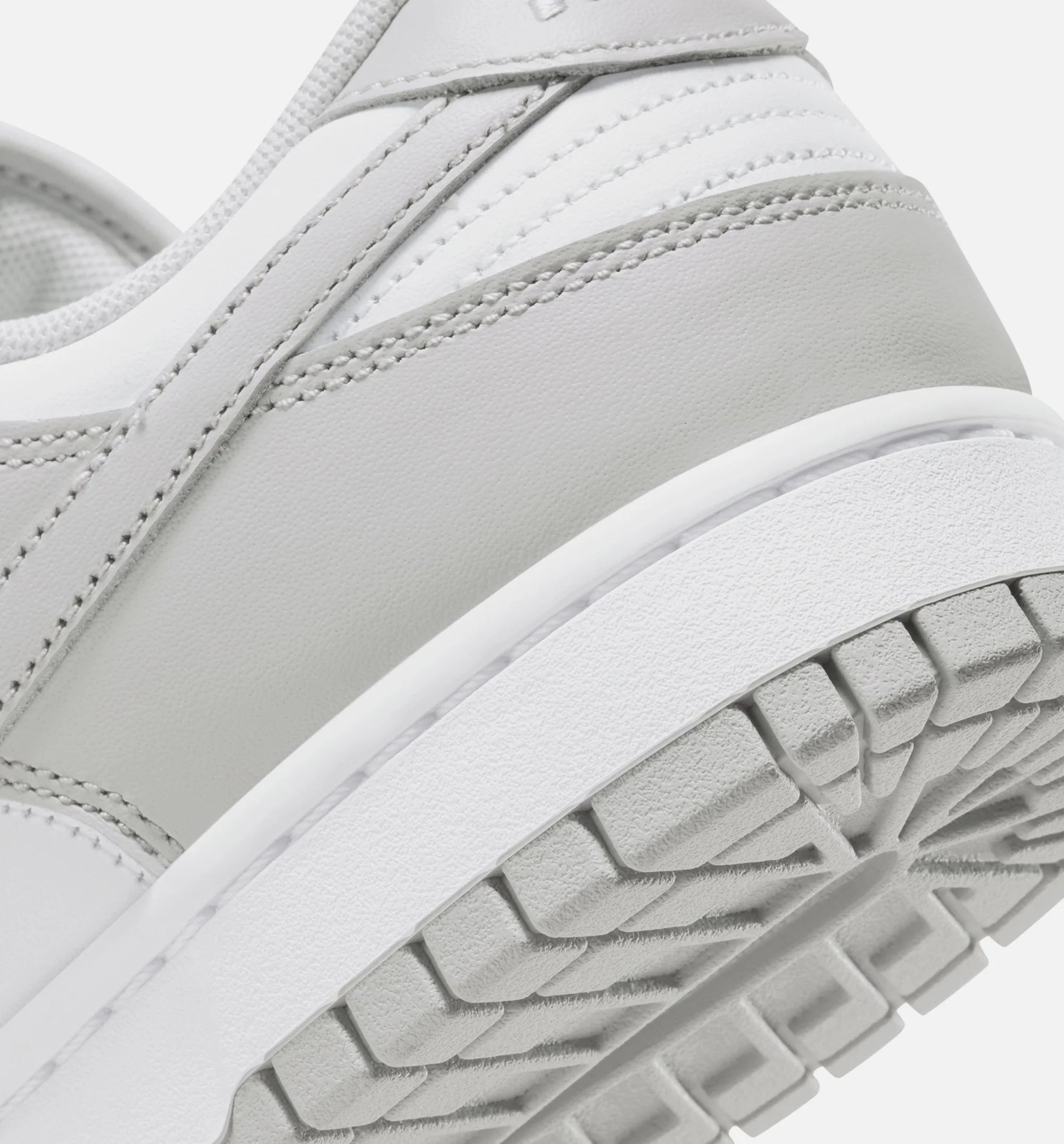 Dunk Low Grey Fog Mens Lifestyle Shoe Grey Fog White