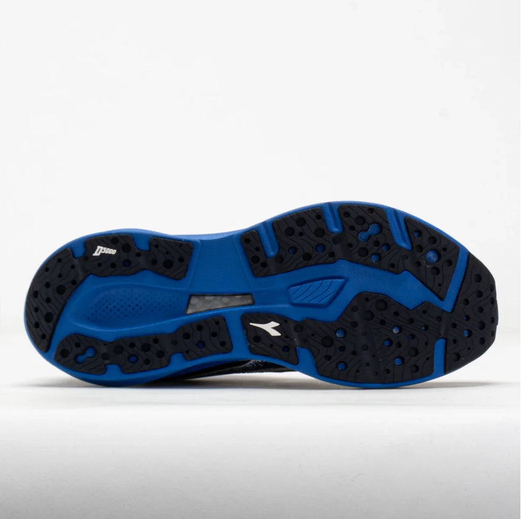 Mens Diadora Mythos Blushield Vigore 5 WIDE
