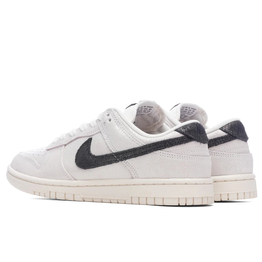 Womens Dunk Low SE White Black Team Red