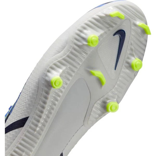 Nike Phantom GT2 Academy MG Multi Ground Soccer Cleat