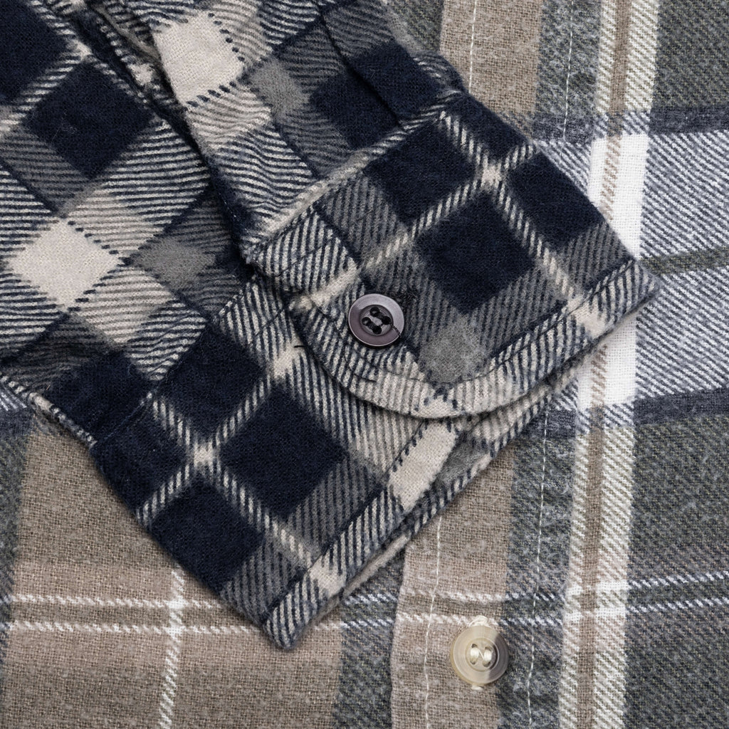 7 Cuts Flannel Shirt Assorted
