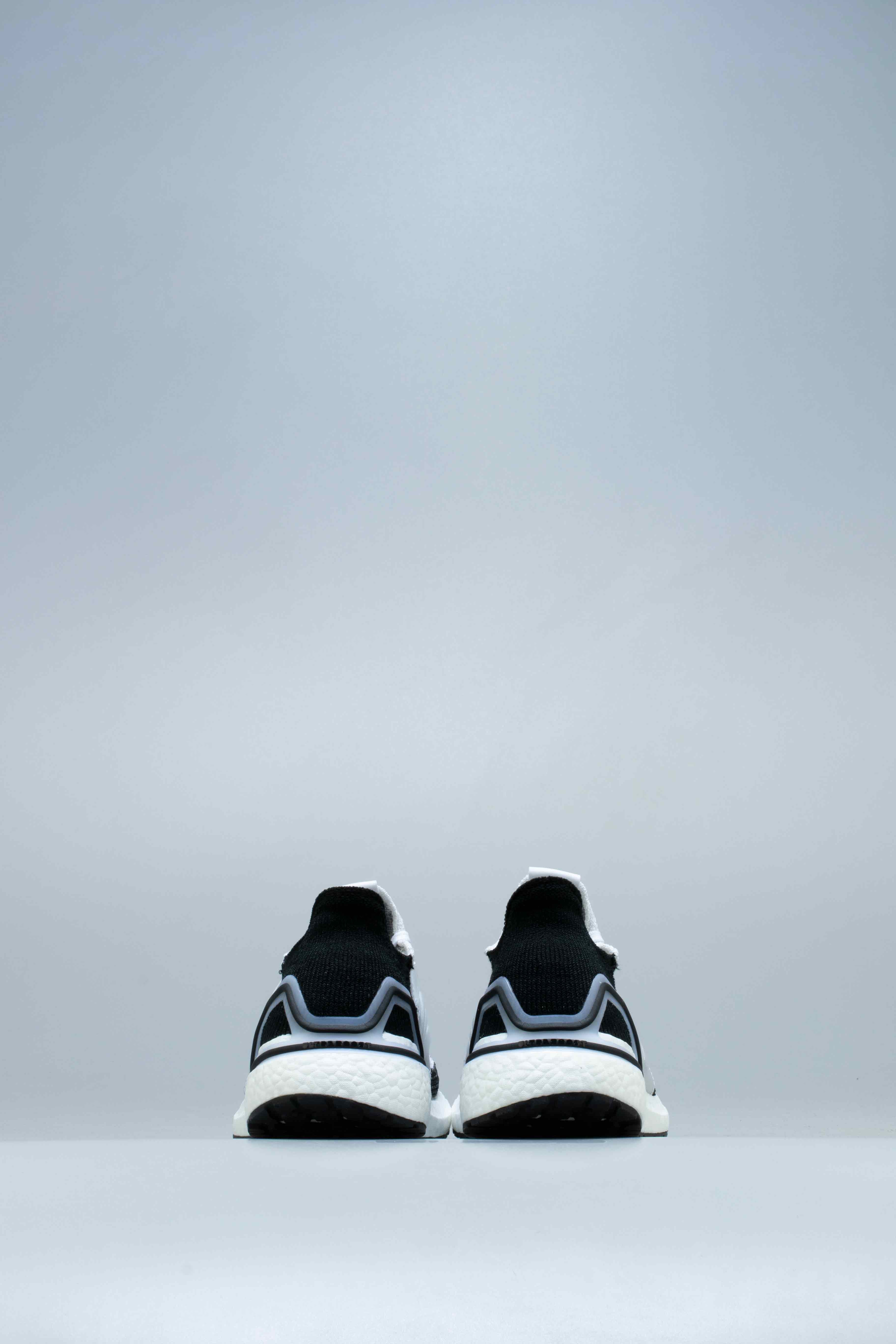 Ultraboost 19 Mens Shoe Cloud White Cloud White Grey