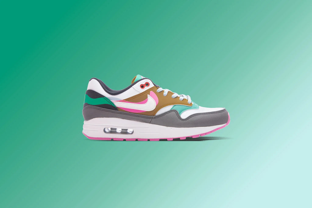 Air Max 1 SE GS Black White Playful Pink Stadium Green