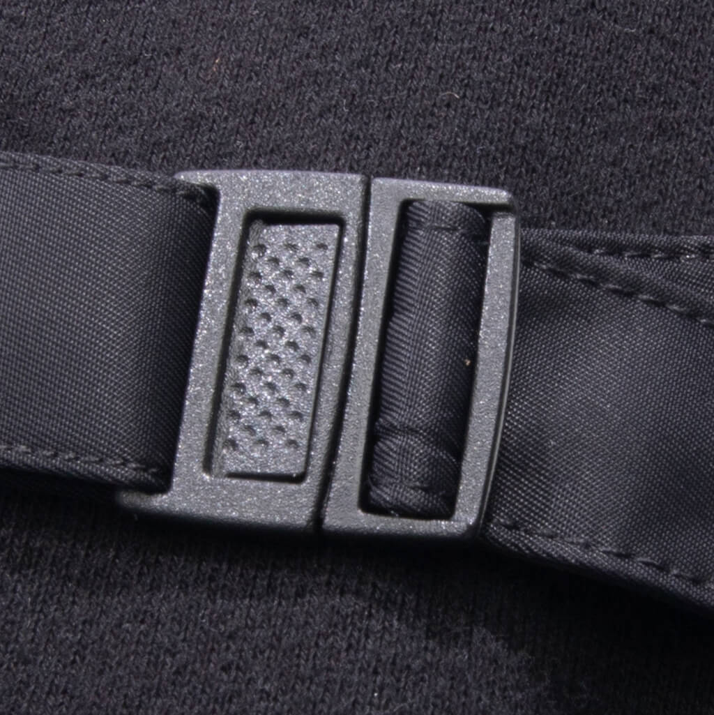 Oltera Ear Guard Cap Black
