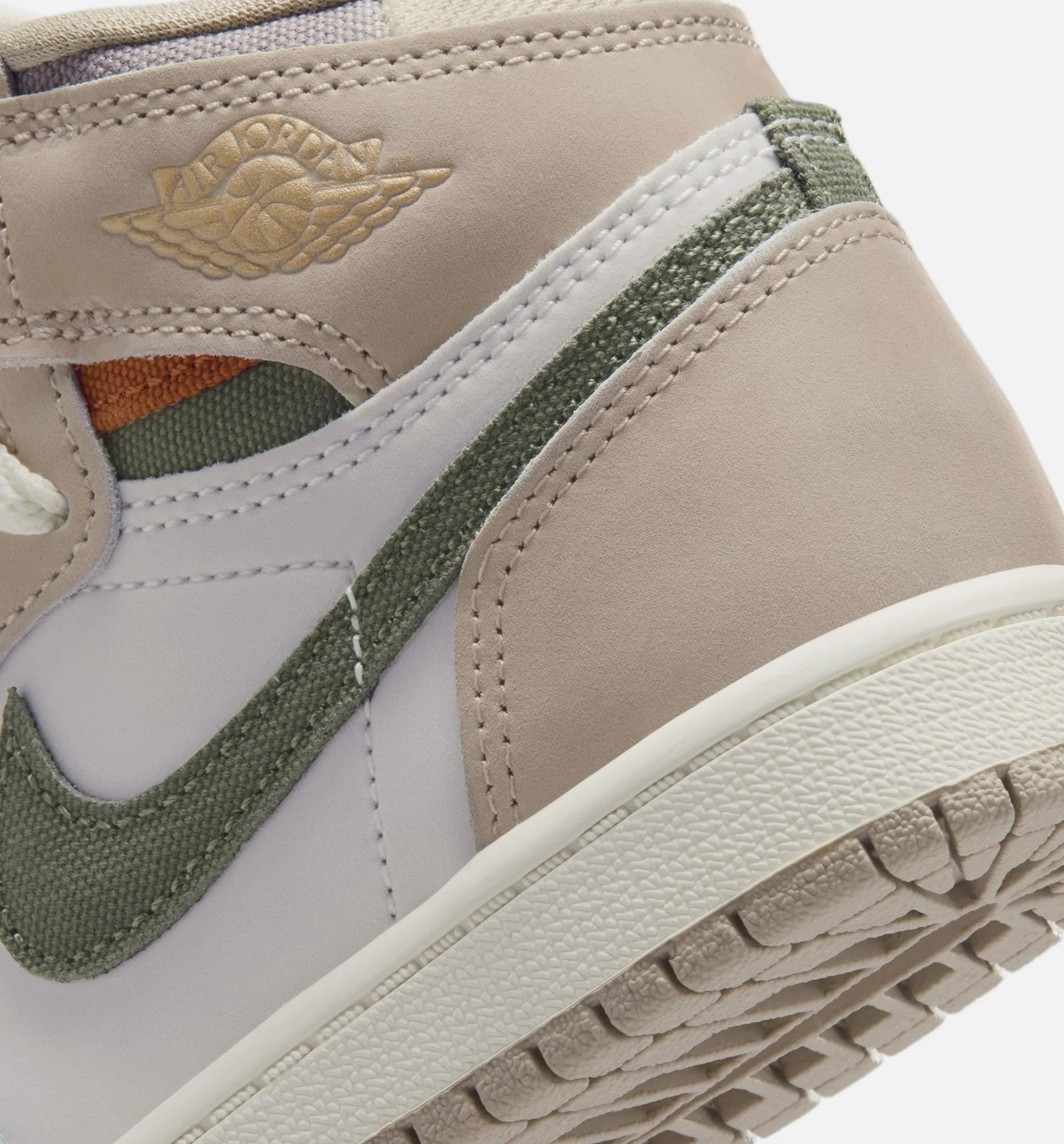 Air Jordan 1 Retro High OG Khaki Preschool Lifestyle Shoe Khaki Sail Coconut Milk Cargo Khaki Free Shipping